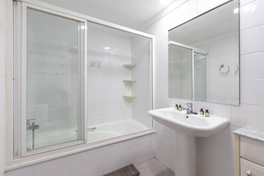 Appartamento Playa Huelin Apartamento Málaga Esterno foto