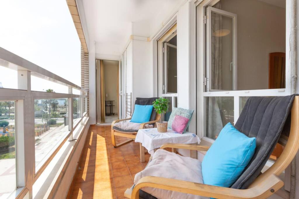 Appartamento Playa Huelin Apartamento Málaga Esterno foto