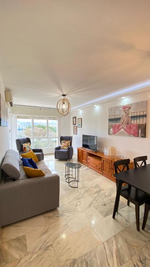 Appartamento Playa Huelin Apartamento Málaga Esterno foto